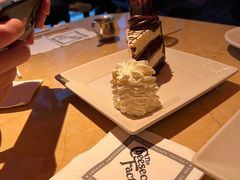 -The Cheesecake Factory 芝乐坊餐厅(王府中環店)