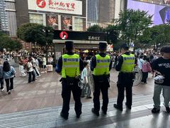-观音桥步行街