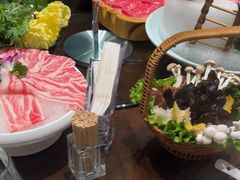 -东海怡品海鲜豆捞(舟宿夜江店)
