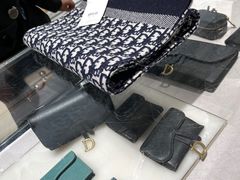 -DIOR迪奥(德基广场女装店)