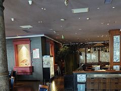 -八府香鸭·啫啫煲(华山路店)