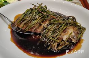 Scallion-Baked Deep-Sea Flounder