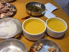 -老炉家木炭烤肉(长江国际店)