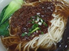 重庆摊摊面-李先生牛肉面大王(济泺路店)
