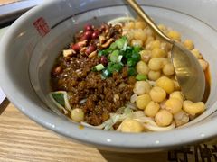 -呼啦面馆·头牌豌杂面(爱琴海店)