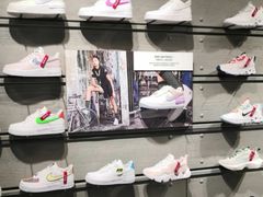 -NIKE品牌体验店(南京东路店)