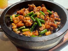 酱爆石锅蛙-绿茶餐厅(龙井船宴· 品牌总店)