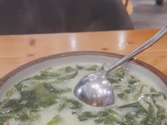 -老板很二(吉大店)