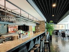 -上海锦江汤臣洲际大酒店柒酒廊