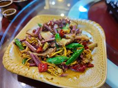 蕨菜炒腊肉-和福餐馆(西江古街店)