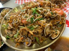 -覃记海鲜美食餐厅