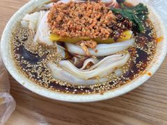 -洪记凉米线(新兴路店)