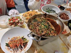 香辣铁板鲫鱼（焦香）-串盟烧烤·长沙美食地标(星沙店)