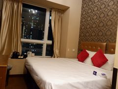 -香港华美达海景酒店