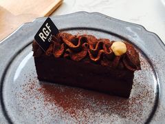 -RGF(巨鹿路店)