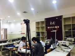 -胖东来生活广场(健康路店)