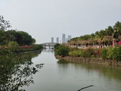 -万绿园