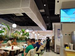 大堂-川人百味·水煮活鱼(赛罕万达店)