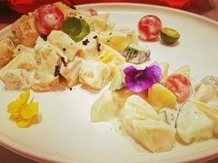 鱼子酱水果笋沙拉-高第街56号港式餐厅(山大路店)