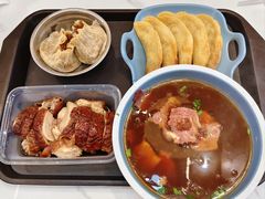 -老新隆牛肉锅贴(新街口店)