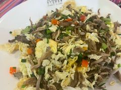 -香巴拉云南餐厅(华莱坞店)