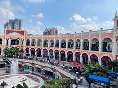 -佛罗伦萨小镇广佛名品奥特莱斯(疏港路店)