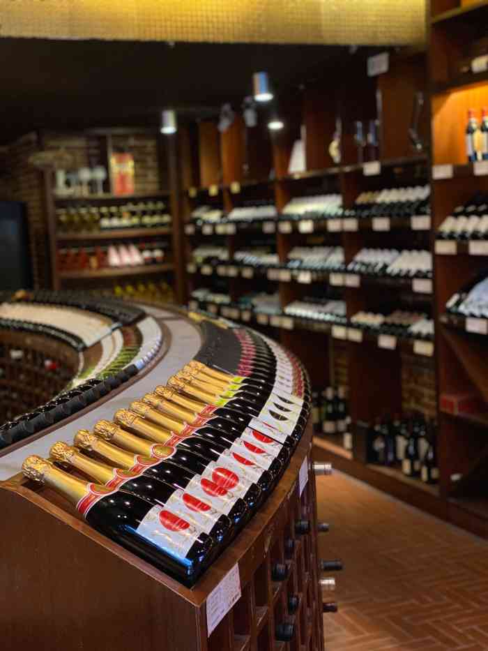 1986藏酒轩 贵宴-"应该是潮州最好的酒窖和西餐厅了～.