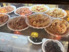-金杨拉面王小吃面馆·牛三宝面·红烧牛肉粉