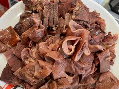 -闫家驴肉老店(华电一校店)