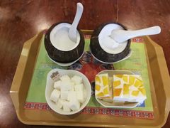 -海口骑楼小吃街