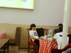 -鲁班小馆(政四街店)