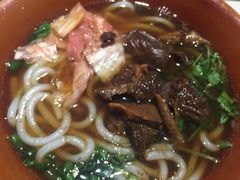 花溪牛肉粉-黔香阁(大上海时代广场店)
