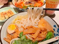 -鑫花溪牛肉米粉(凤凰街创始总店)