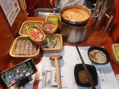 -独食火锅·半米屋台(直营总店)
