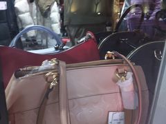 -COACH蔻驰(赛特奥特莱斯店)