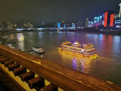 -小天鹅火锅·一线江景洪鼎旗舰店(洪崖洞店)