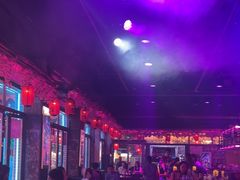 -喜鹊音乐酒馆(西街店)