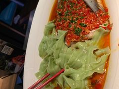 凤凰鱼头王-凤凰湘语(浦东旗舰店)