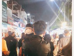 -周日夜市