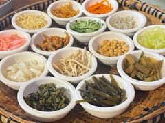 -包整·丝娃娃(一览甲秀楼风景店)