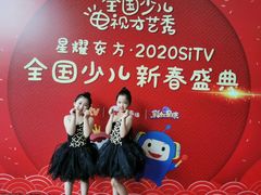 -蓝话筒·少儿成人演讲口才·主持朗诵·戏剧表演(大华第一坊店)
