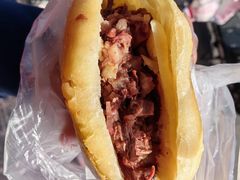 驴肉火烧-闫家驴肉老店(华电一校店)