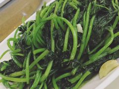 -鹏城人家海鲜酒家·23年老字号(较场尾店)