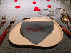 -弦月窗LUNETTE BY AMANDA(复兴路店)