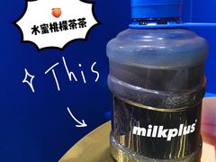 电光蓝桶水蜜桃檬檬茶-milkplus·泰式奶茶(较场东路店)