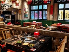 -周小明火锅(黑金冠社区店)