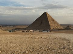 金字塔入口-吉萨金字塔群