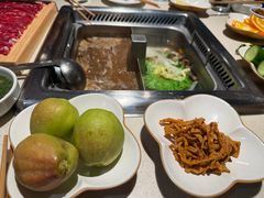 -海底捞火锅鲜切牛肉主题店(长寿路店)
