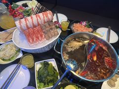-唯爱KTV聚会餐厅(仙林东城汇店)
