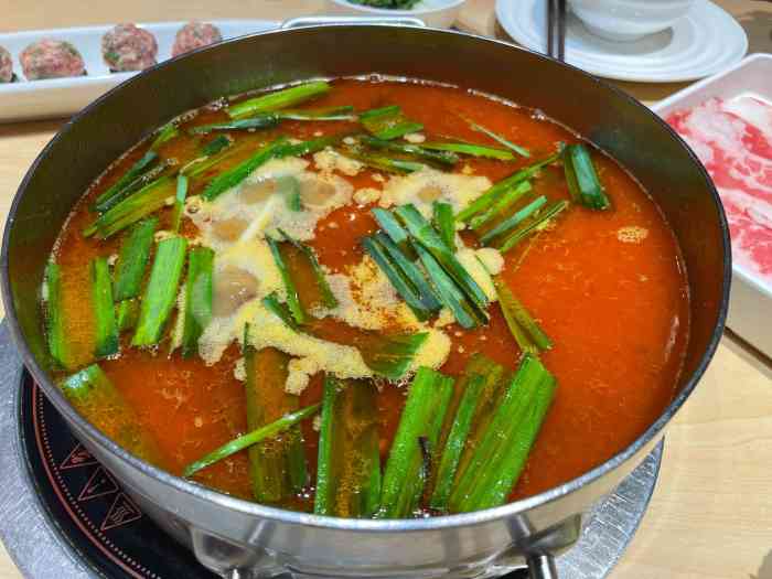新大新豆米火锅(中港店)-"只有当地有的一个火锅,第一个尝试的美食就.